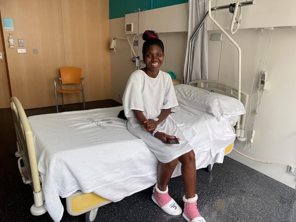 Agathe paciente camerunesa operada en España